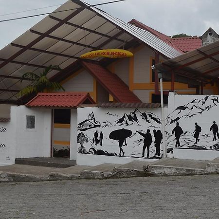 Hostal La Casa De Rodrigo Baeza الغرفة الصورة